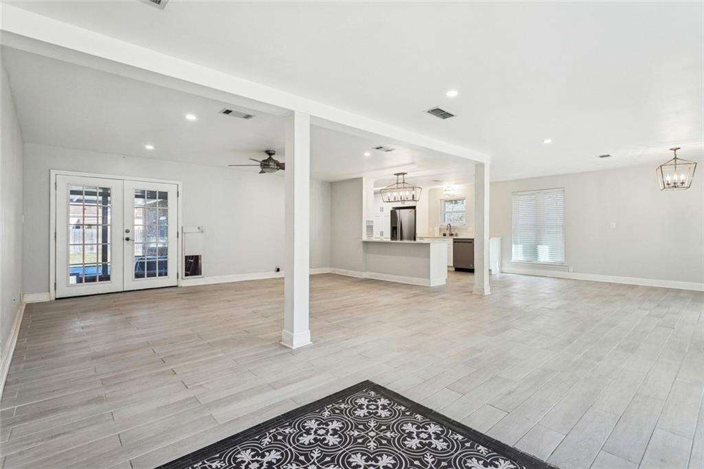 208 Country Club Boulevard Slidell, LA 70458 - Photo 9 of 18