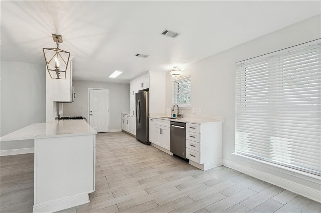 208 Country Club Boulevard Slidell, LA 70458 - Photo 10 of 18