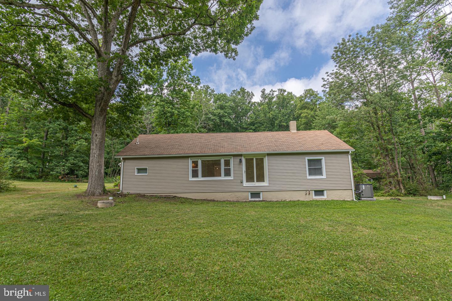 29 Knuckles Road Green Lane, PA 18054 - Photo 26 of 33