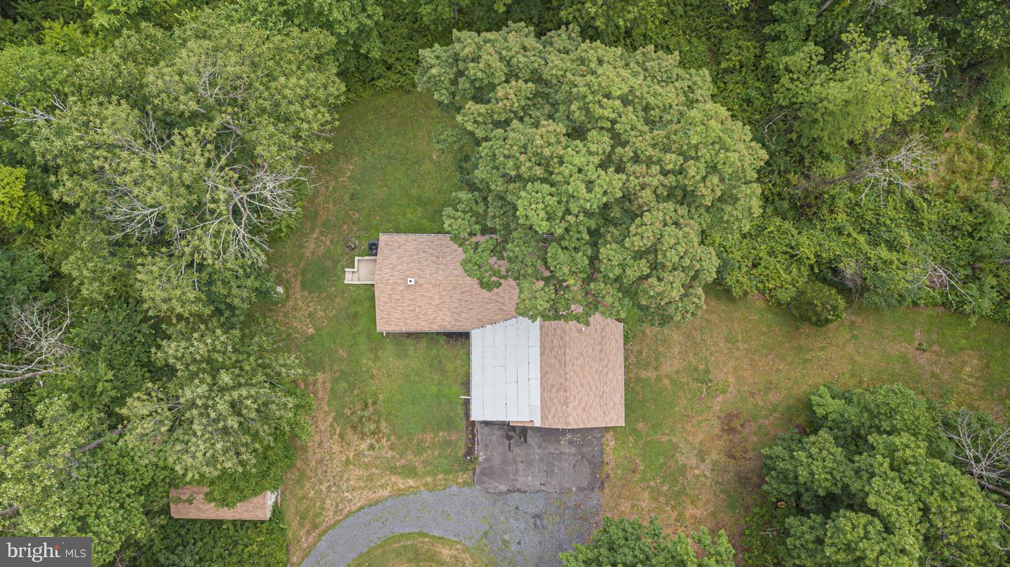 29 Knuckles Road Green Lane, PA 18054 - Photo 28 of 33