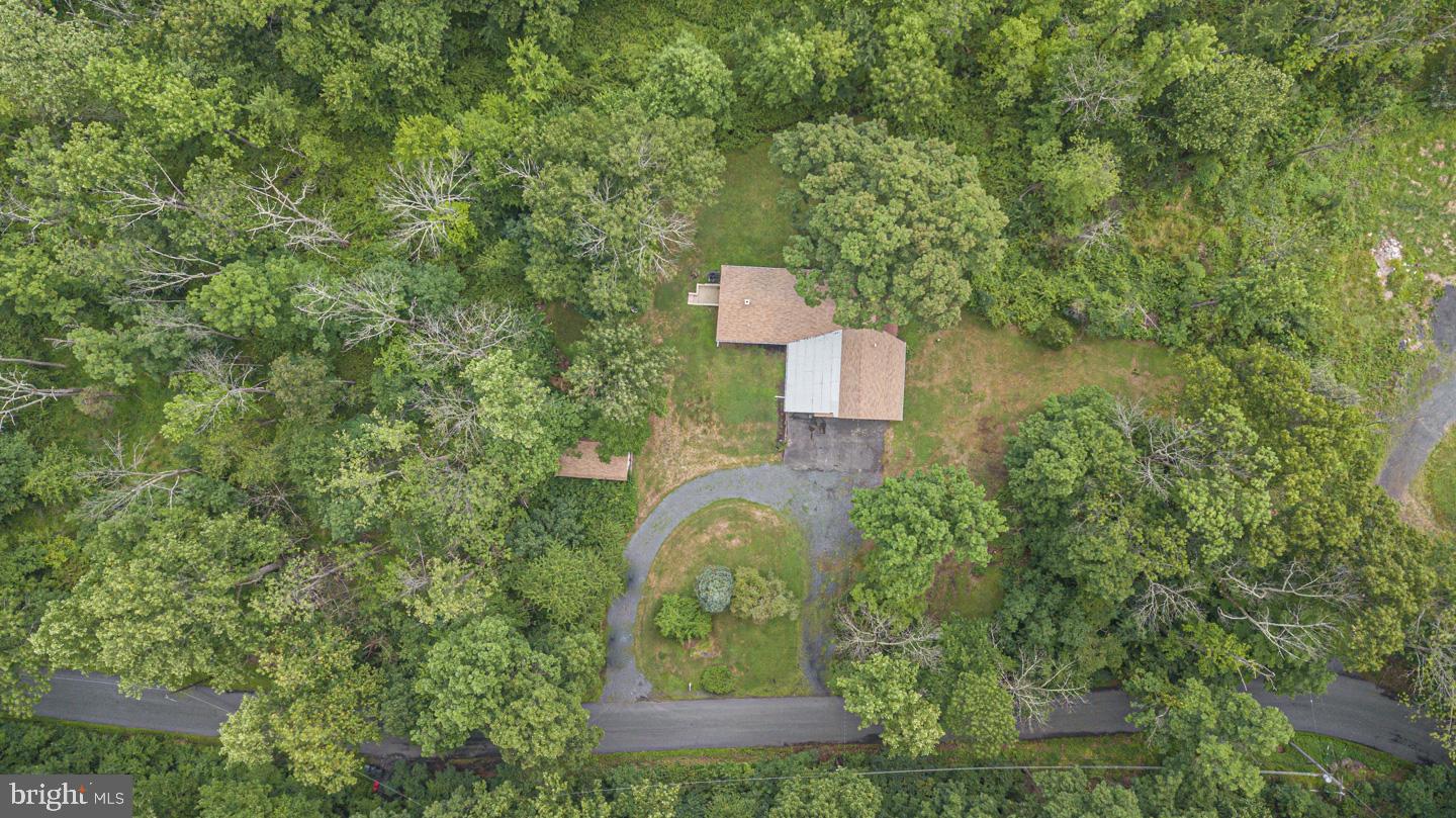 29 Knuckles Road Green Lane, PA 18054 - Photo 30 of 33
