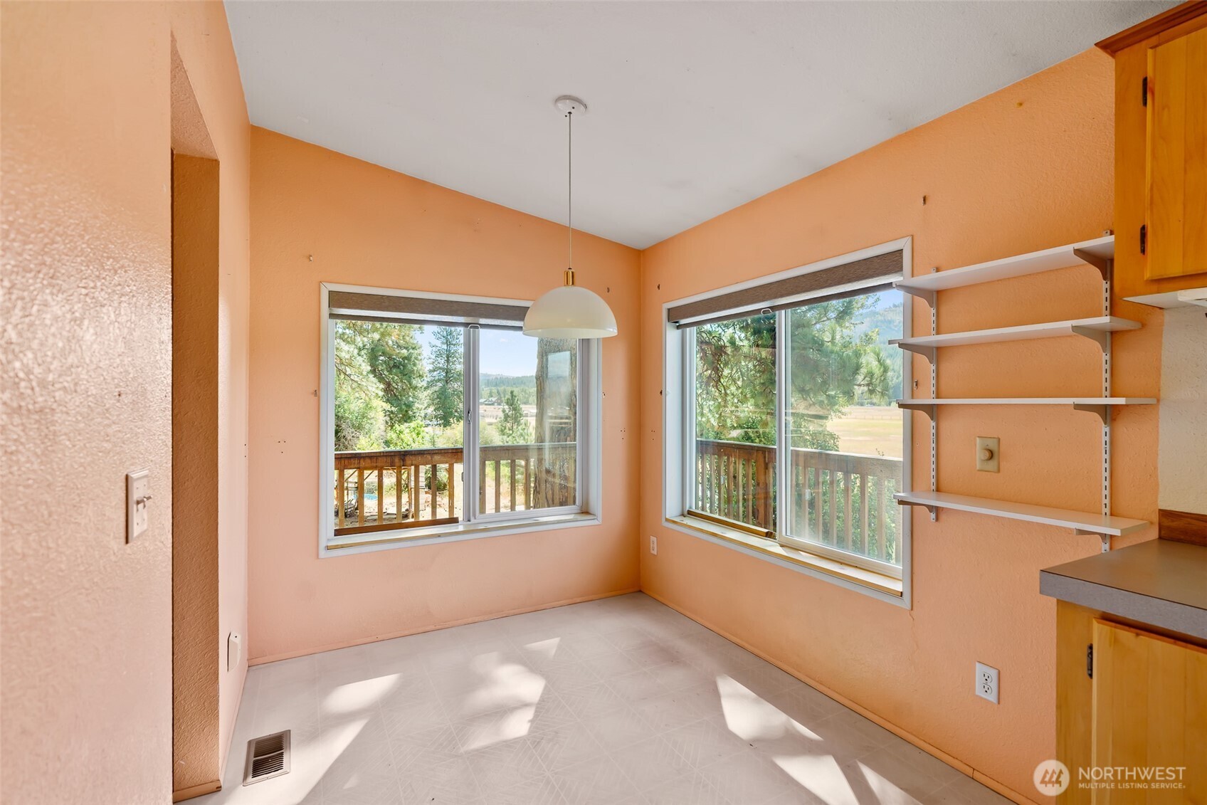 5501 Red Bridge Road Cle Elum, WA 98922 - Photo 11 of 31 Gallery Image 11