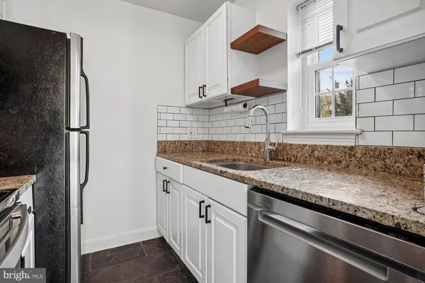 $2,950 | 820 South Washington Street, Unit B, Alexandria, VA 22314