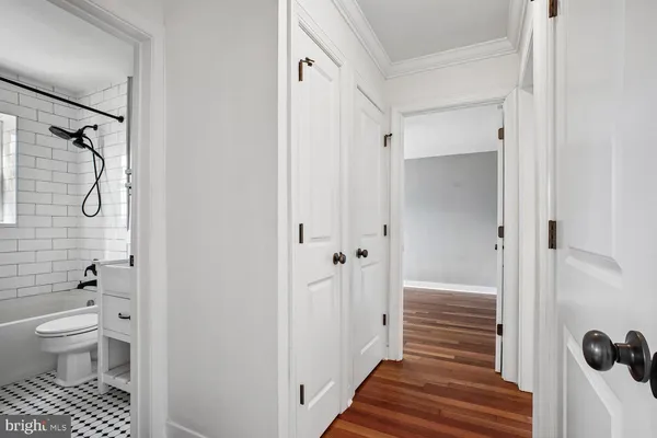 $2,950 | 820 South Washington Street, Unit B, Alexandria, VA 22314