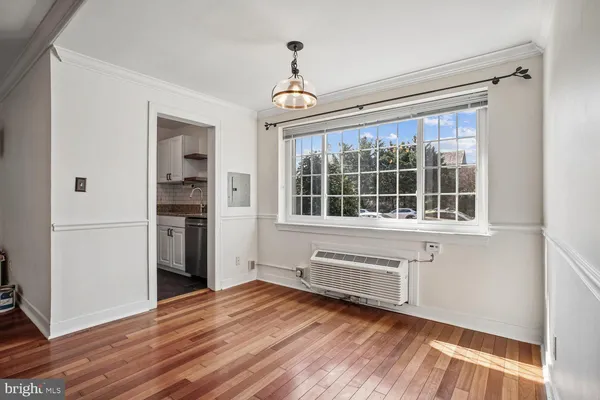 $2,950 | 820 South Washington Street, Unit B, Alexandria, VA 22314