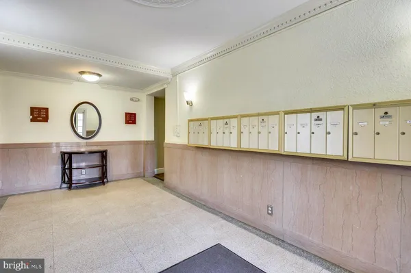 $2,950 | 820 South Washington Street, Unit B, Alexandria, VA 22314