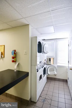 $2,950 | 820 South Washington Street, Unit B, Alexandria, VA 22314