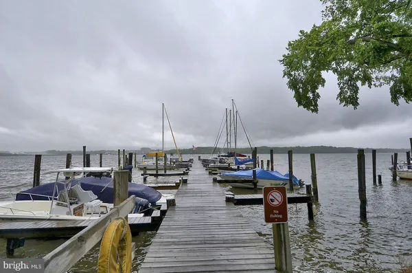 $2,950 | 820 South Washington Street, Unit B, Alexandria, VA 22314