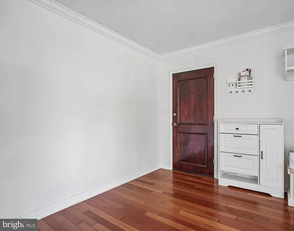 $2,950 | 820 South Washington Street, Unit B, Alexandria, VA 22314