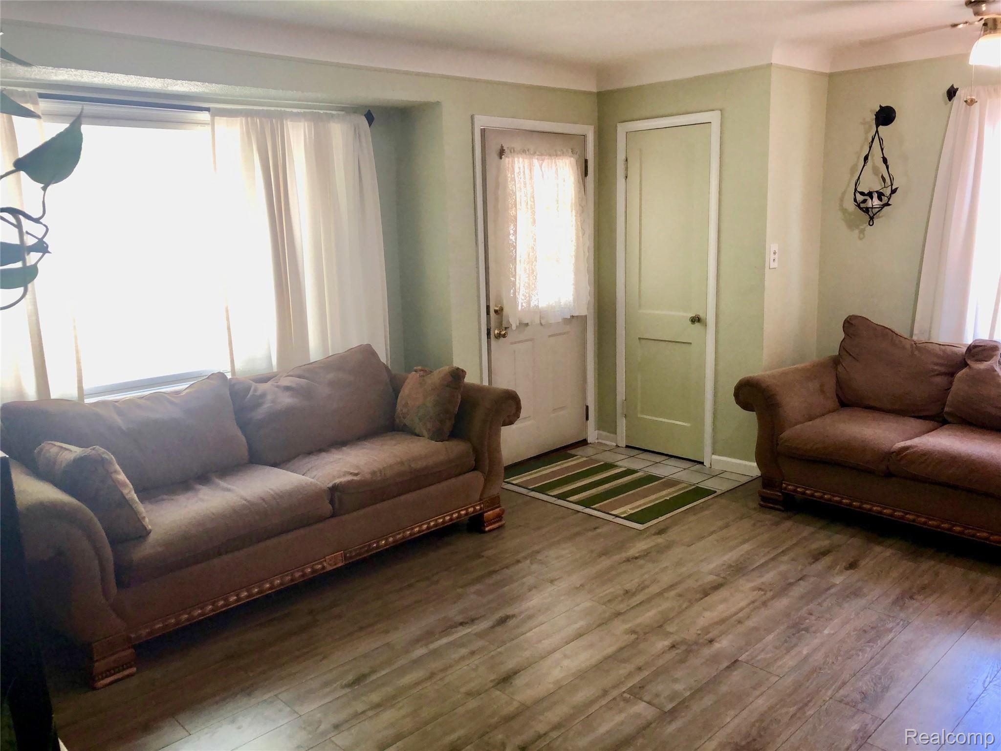 2119 MARTIN Road, Ferndale 48220  Let's Buy a house today!  Call the listing agent for a showing.