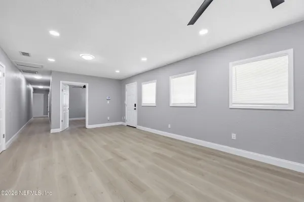 $2,100 | 9565 Carbondale Drive West, Unit B, Jacksonville, FL 32208