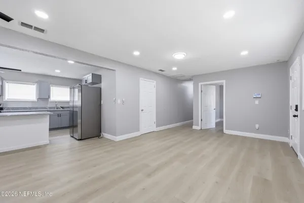 $2,100 | 9565 Carbondale Drive West, Unit B, Jacksonville, FL 32208