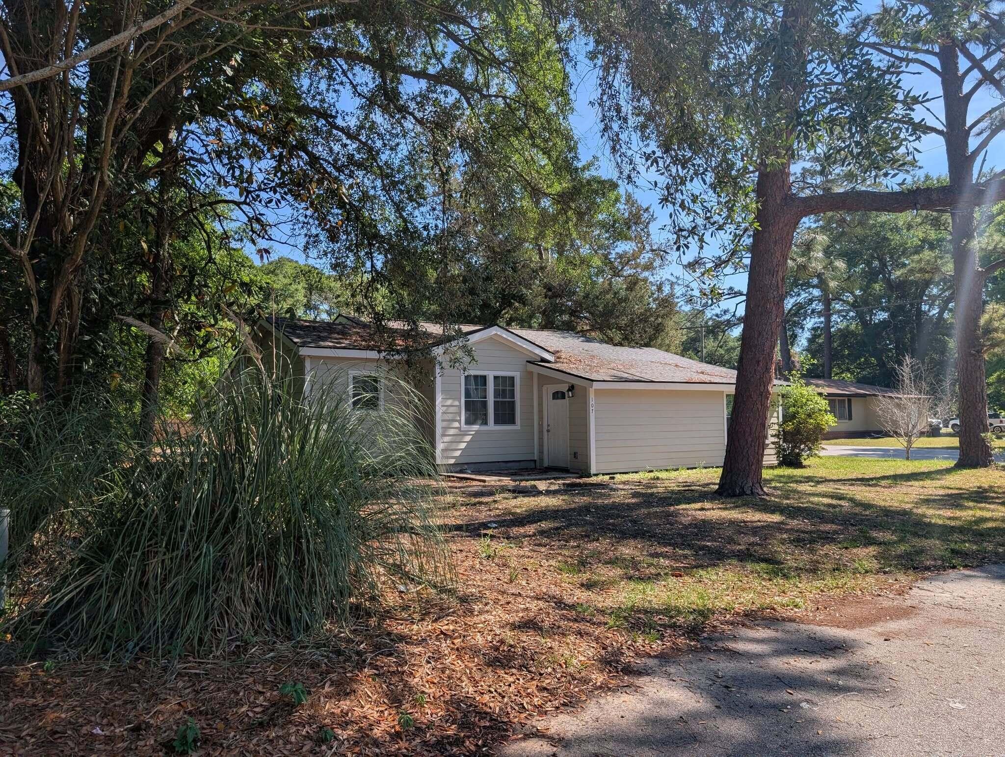 107 Converse Street Walterboro, SC 29488 - Photo 6 of 33 1078