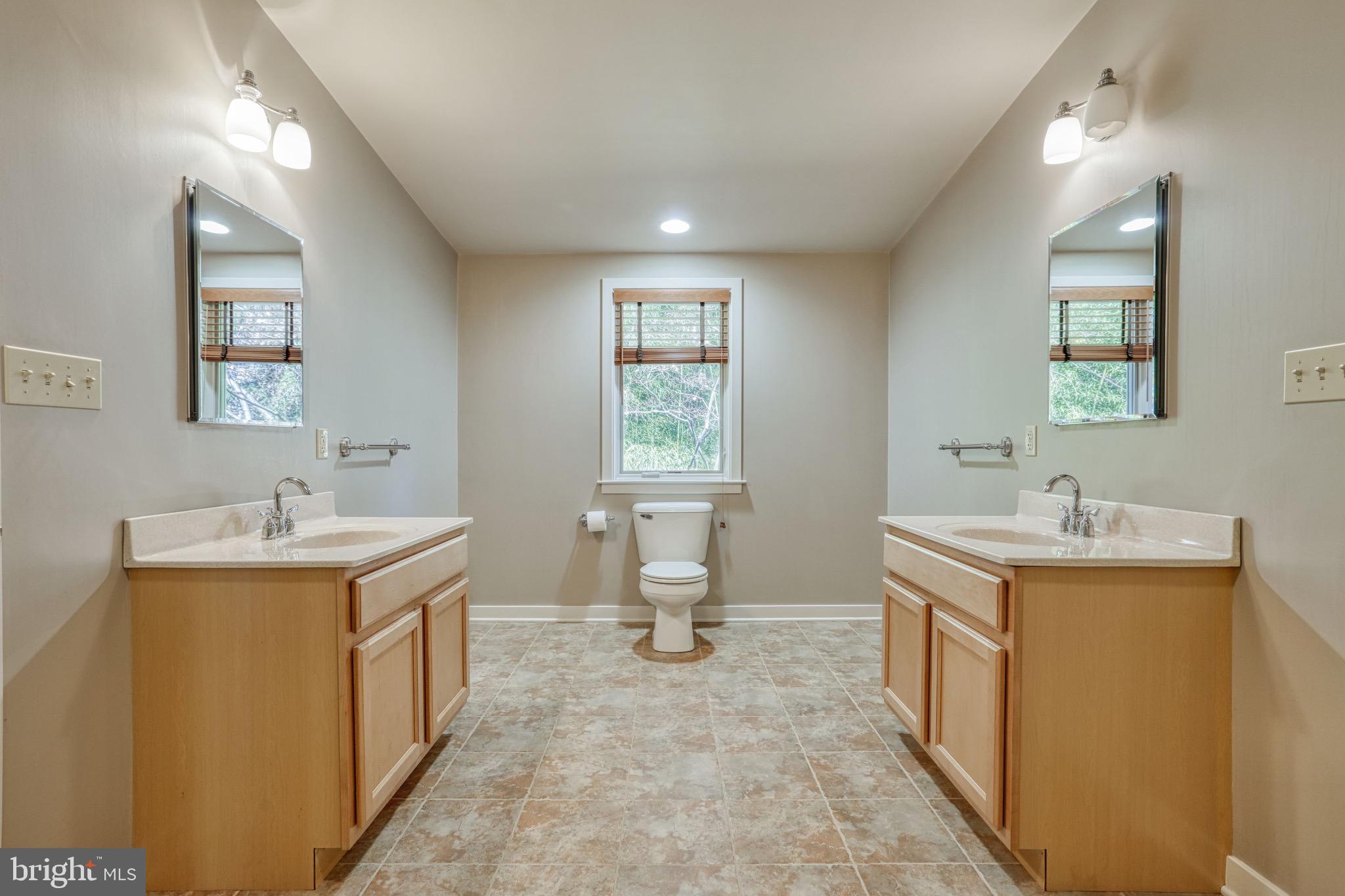 511 Shady Dell Road York, PA 17403 - Photo 84 of 97 Gallery Image 84