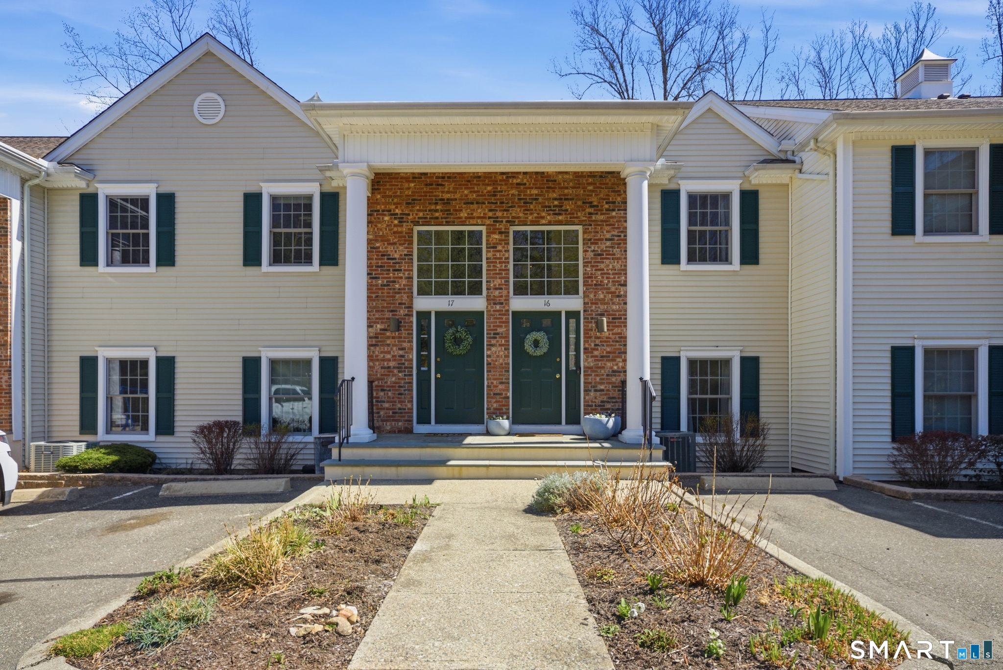 570 Danbury Road, Unit 16 Ridgefield, CT 06877 - Photo 1 of 32