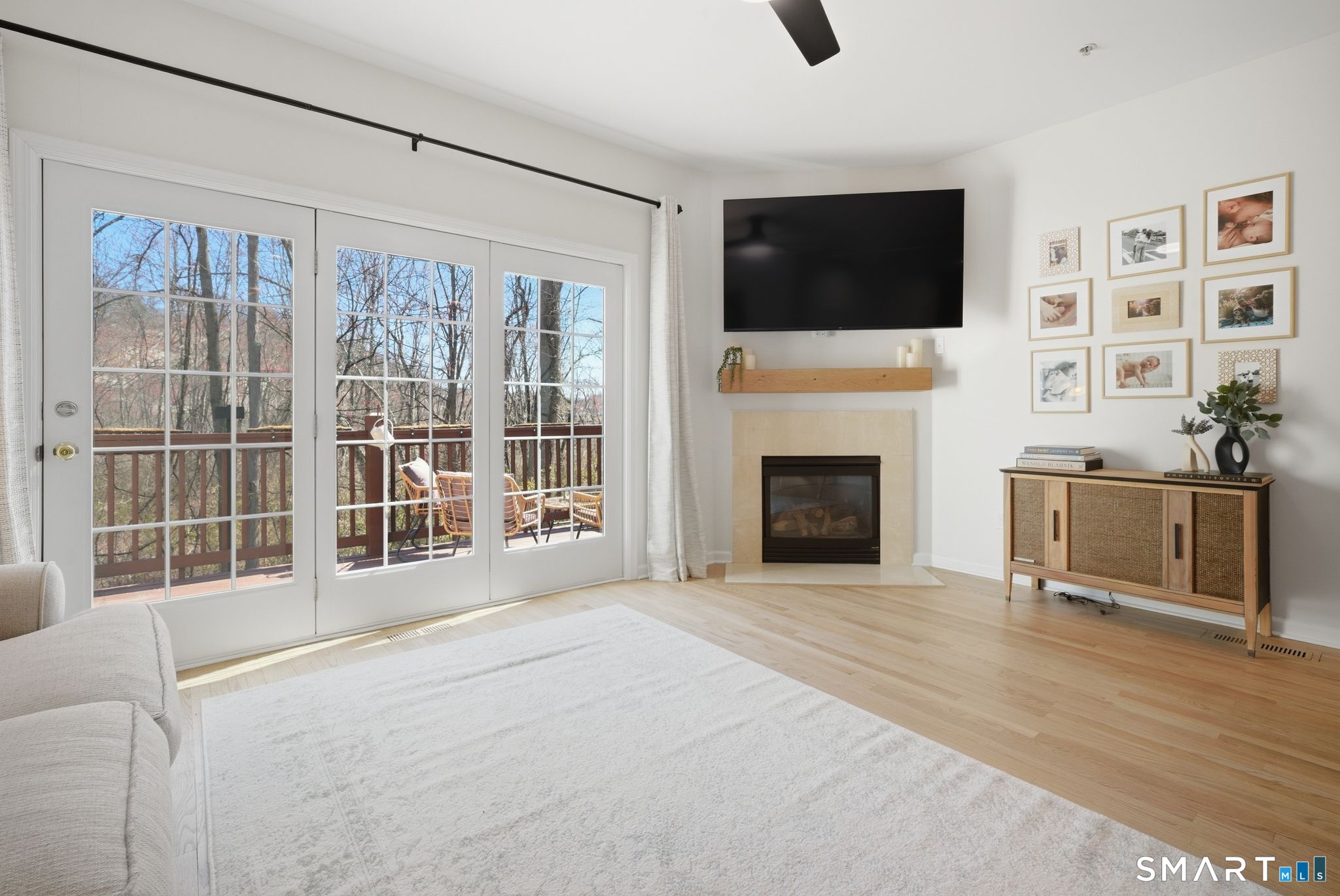 570 Danbury Road, Unit 16 Ridgefield, CT 06877 - Photo 4 of 32