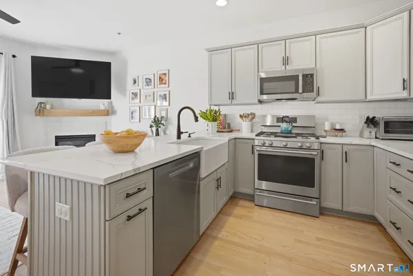 $475,000 | 570 Danbury Road, Unit 16, Ridgefield, CT 06877