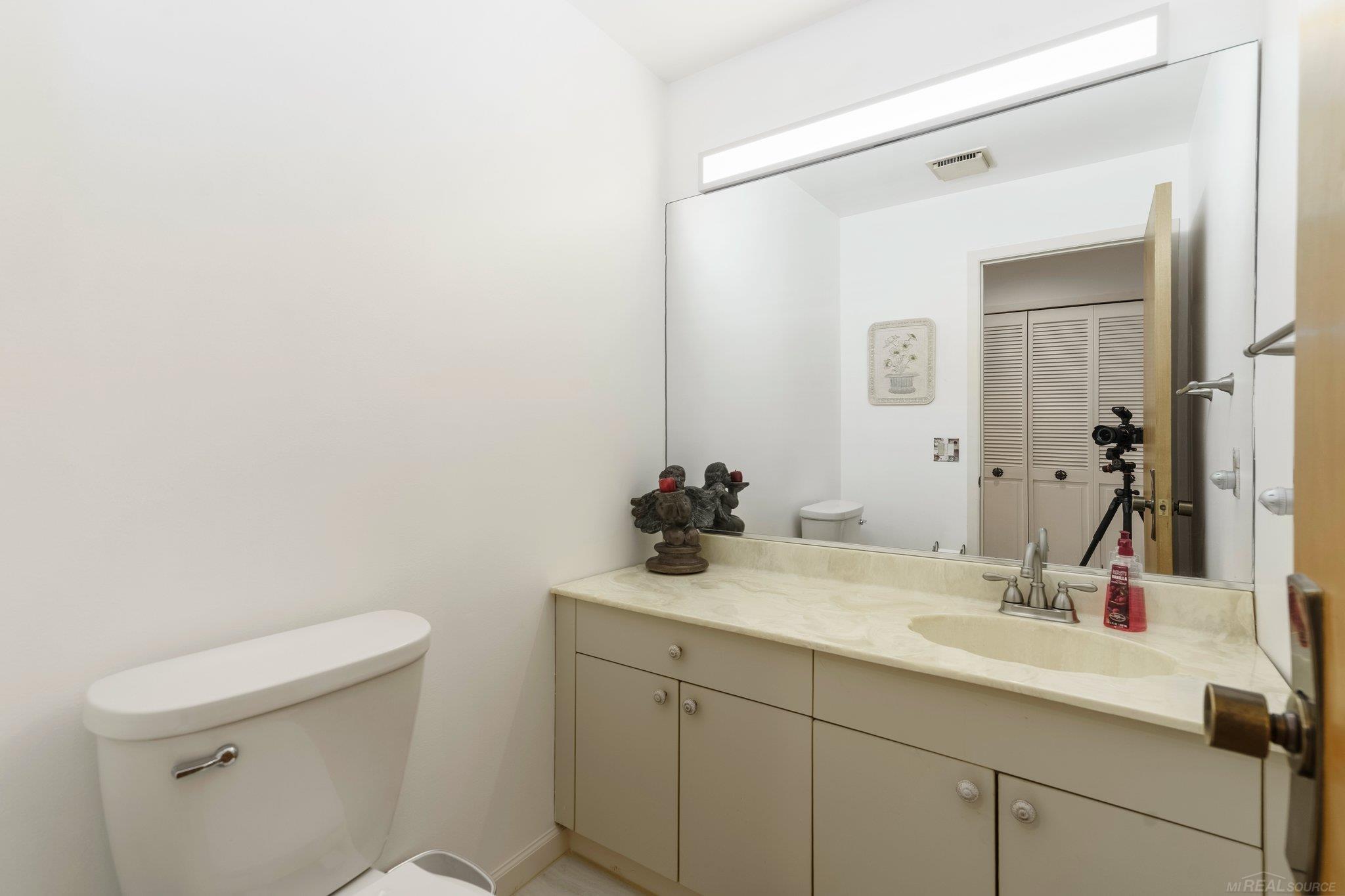 3997 River Road East China, MI 48054 - Photo 32 of 54