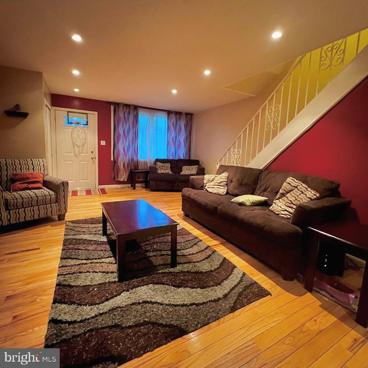 4526 Aberdale Road Philadelphia, PA 19136 - Photo 2 of 14 Gallery Image 2