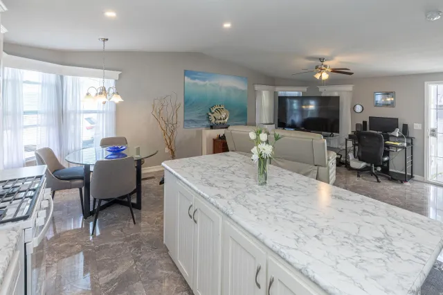 $255,000 | 1148 3rd Avenue, Unit 10, Chula Vista, CA 91911