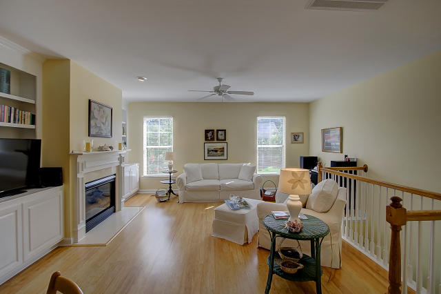 260 Fair Sailing Road Mount Pleasant, SC 29466 - Photo 6 of 34 260 Fair Sailing (28)0028