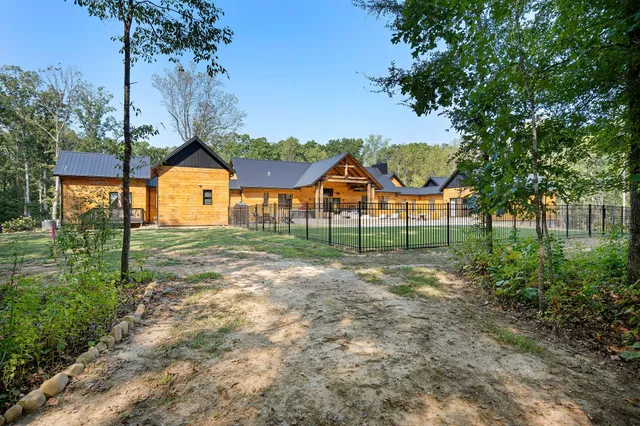 $3,150,000 | 7638 Younger Creek Road, Primm Springs, TN 38476