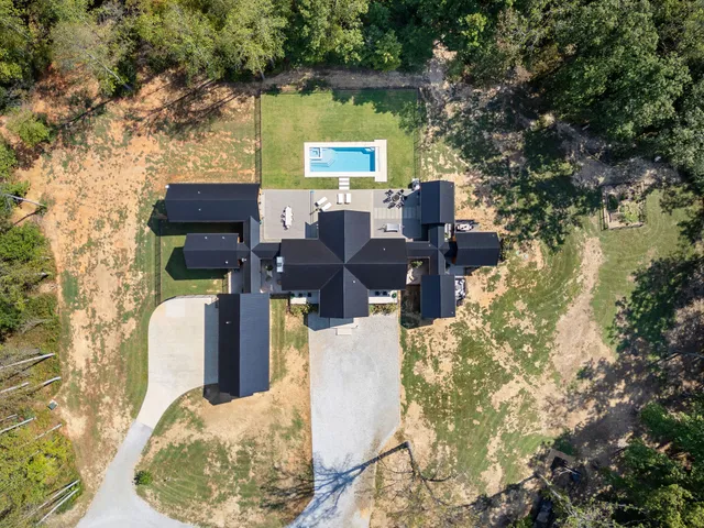 $3,150,000 | 7638 Younger Creek Road, Primm Springs, TN 38476