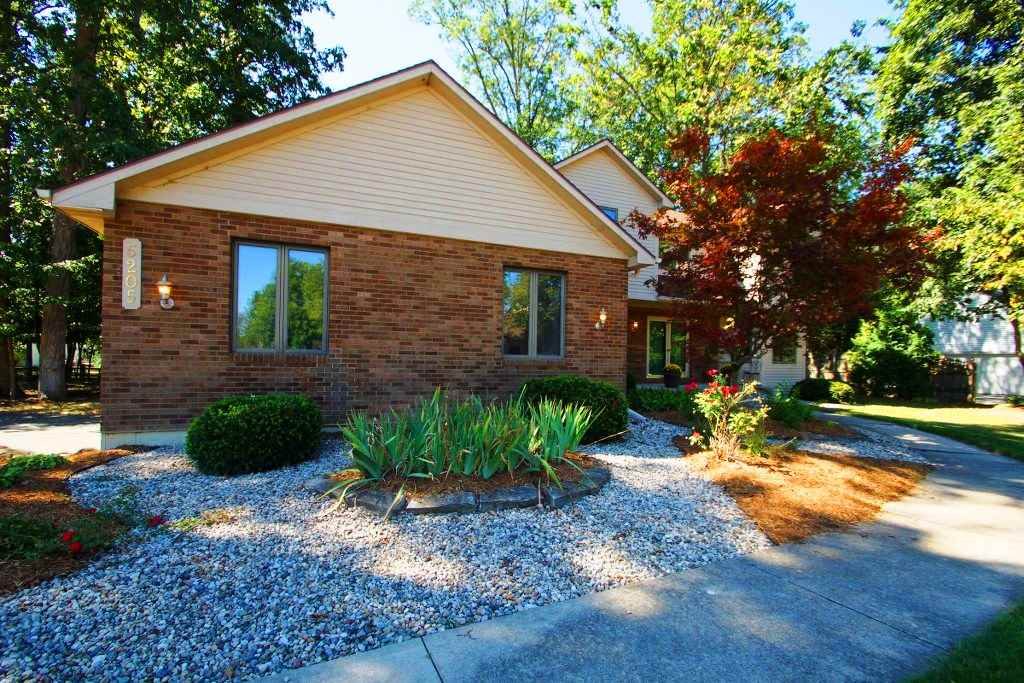 5205 Litchfield Road Fort Wayne, IN 46835 - Photo 2 of 36 Gallery Image 2
