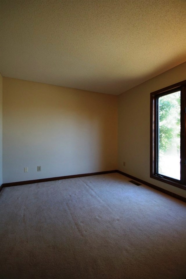 5205 Litchfield Road Fort Wayne, IN 46835 - Photo 19 of 36 Gallery Image 19