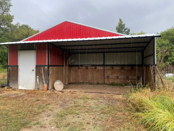 $240,000 | 20157 540th Avenue, Wells, MN 56097