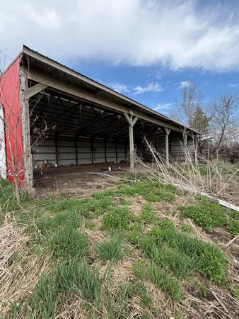 $225,000 | 20157 540th Avenue, Wells, MN 56097