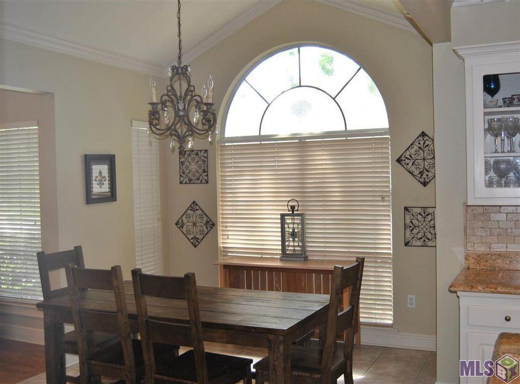 10423 Springwind Court Baton Rouge, LA 70810 - Photo 3 of 11