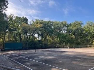 a view of a tennis court