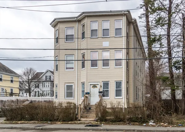 $1,400,000 | 838-840 North Montello Street, Brockton, MA 02301