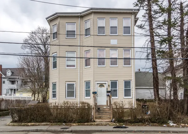 $1,400,000 | 838-840 North Montello Street, Brockton, MA 02301