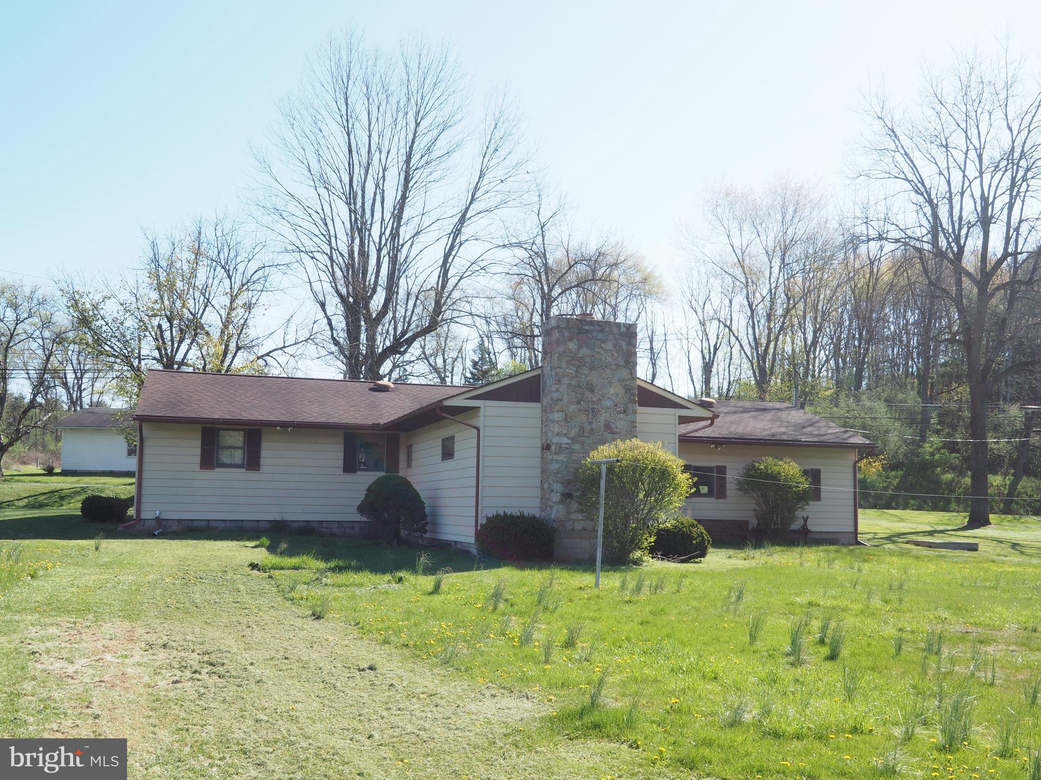 2270 Sunny Road New Ringgold, PA 17960 - Photo 5 of 19 Gallery Image 5