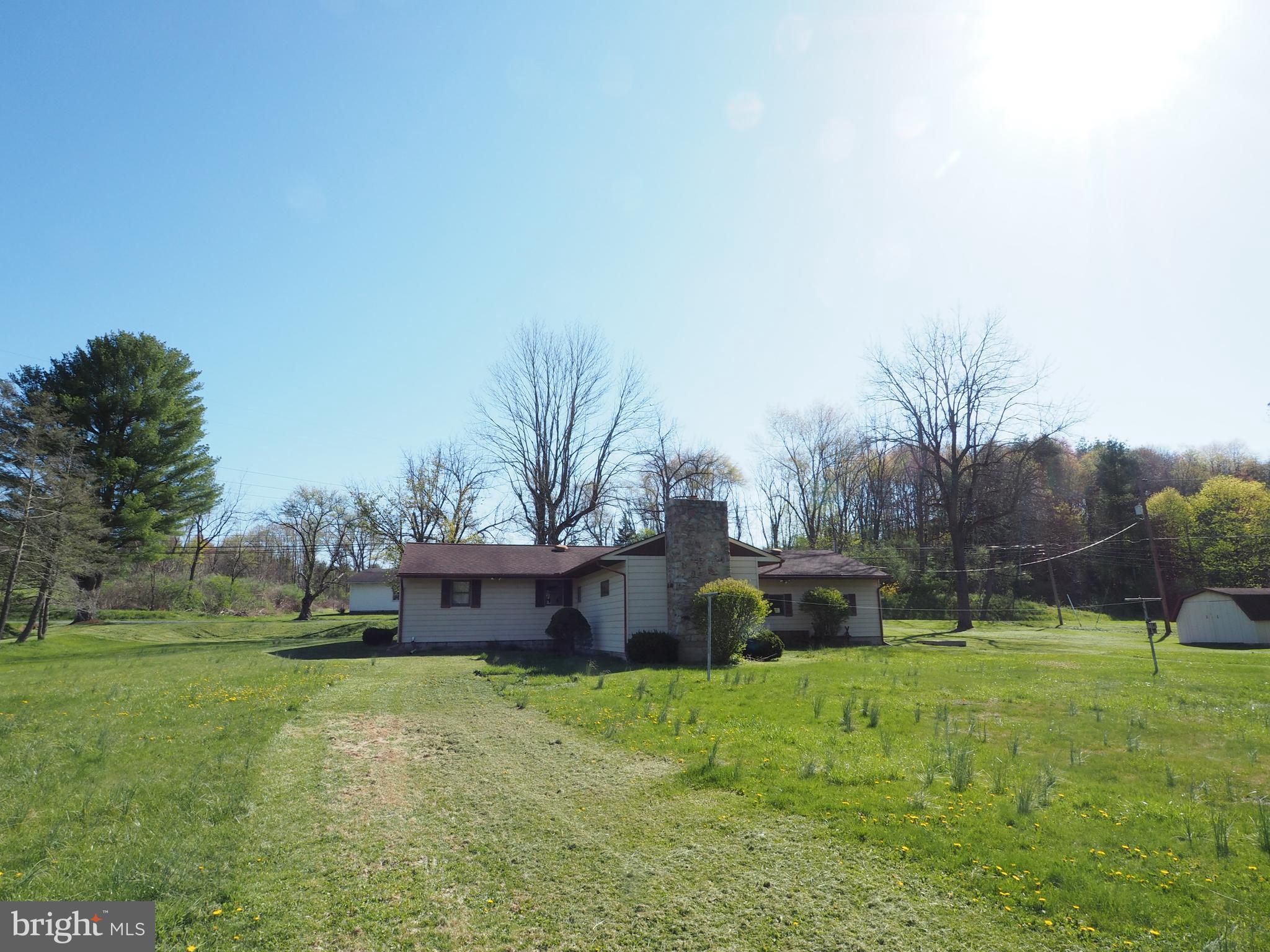 2270 Sunny Road New Ringgold, PA 17960 - Photo 6 of 19 Gallery Image 6