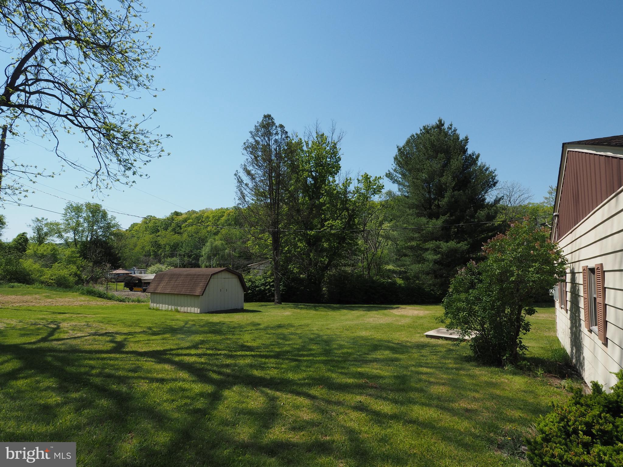 2270 Sunny Road New Ringgold, PA 17960 - Photo 9 of 19 Gallery Image 9