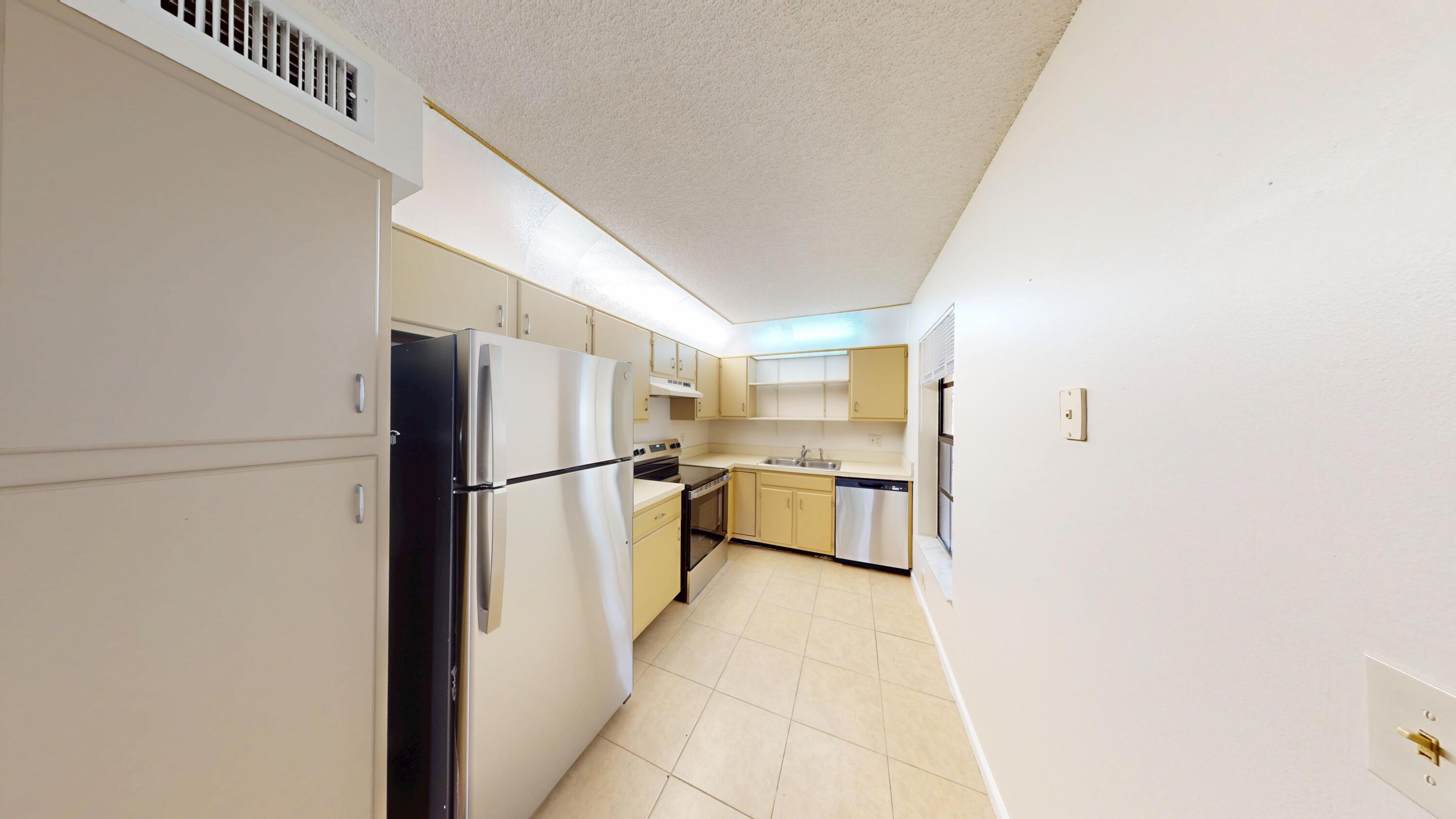 321 Olivewood Place, Unit O124 Boca Raton, FL 33431 - Photo 5 of 20 321-Olivewood-Pl-04082026_132341