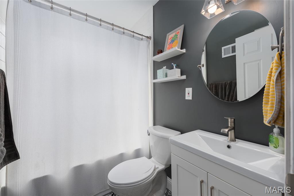 2837 Manderly Drive Brentwood, MO 63144 - Photo 14 of 22