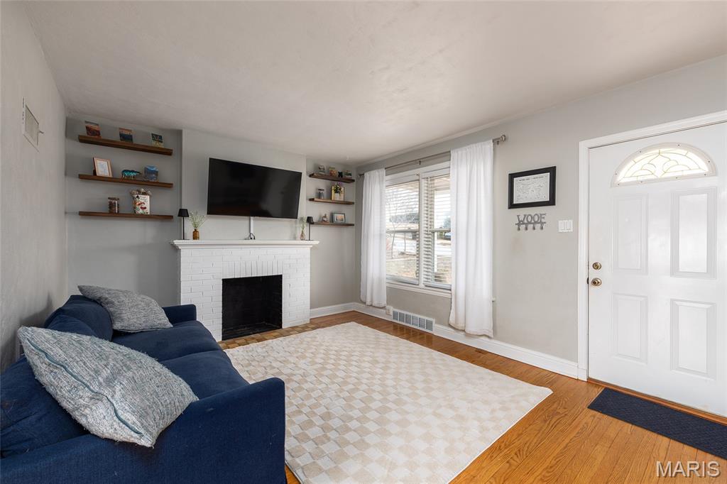 2837 Manderly Drive Brentwood, MO 63144 - Photo 4 of 22