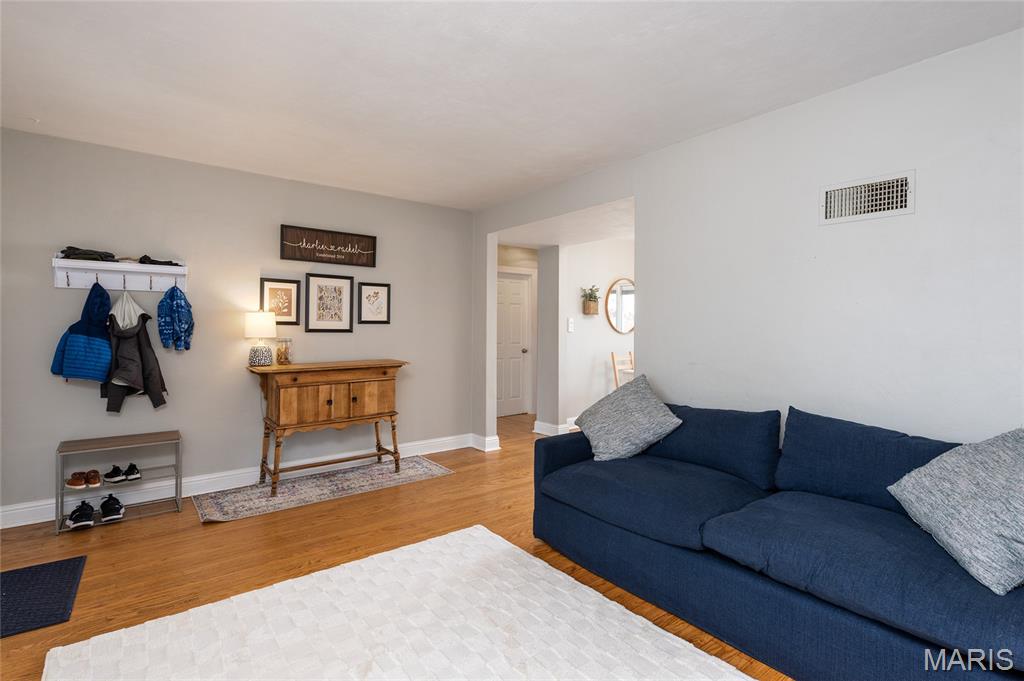 2837 Manderly Drive Brentwood, MO 63144 - Photo 5 of 22