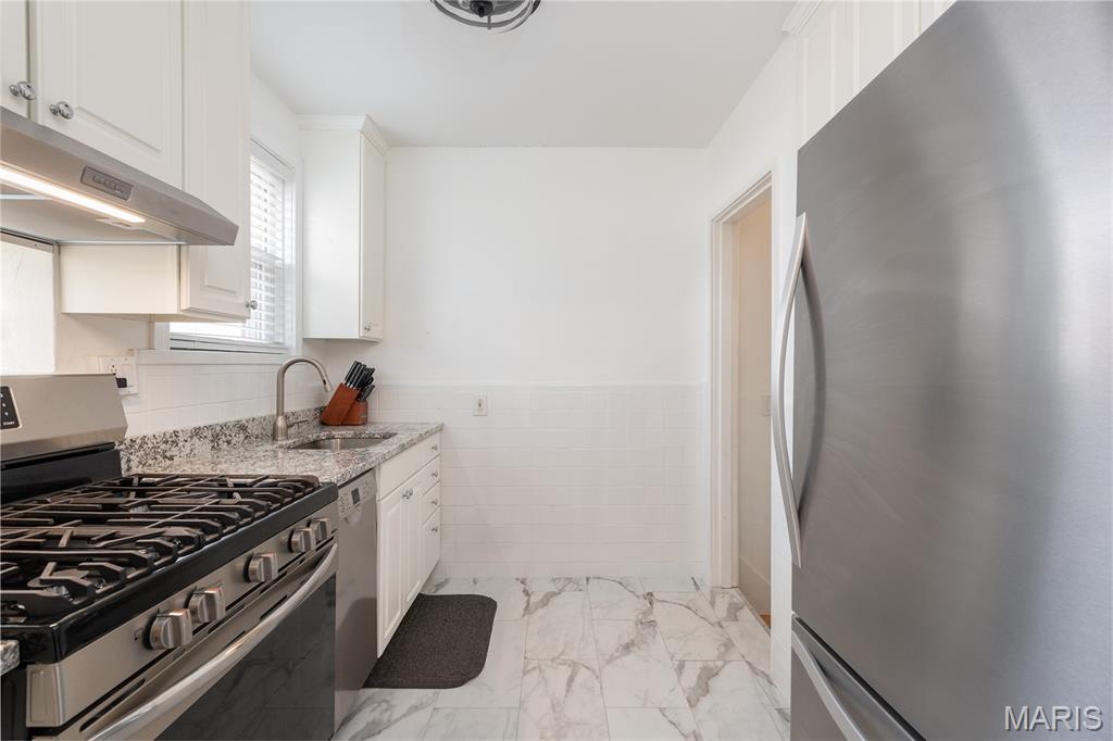 2837 Manderly Drive Brentwood, MO 63144 - Photo 8 of 22