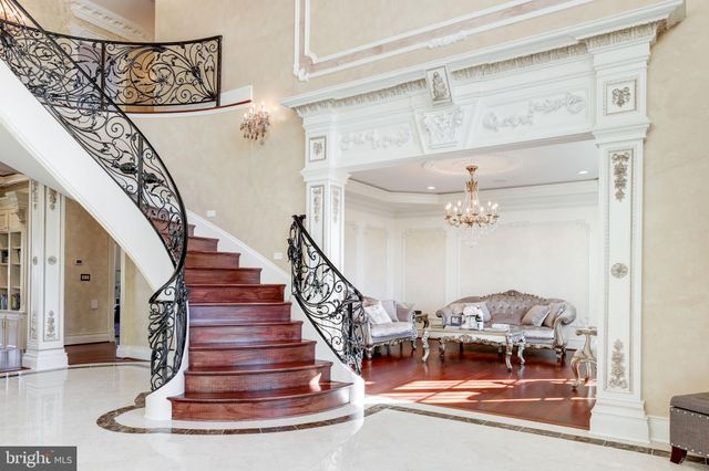 $4,700,000 | 9616 Georgetown Pike, Great Falls, VA 22066