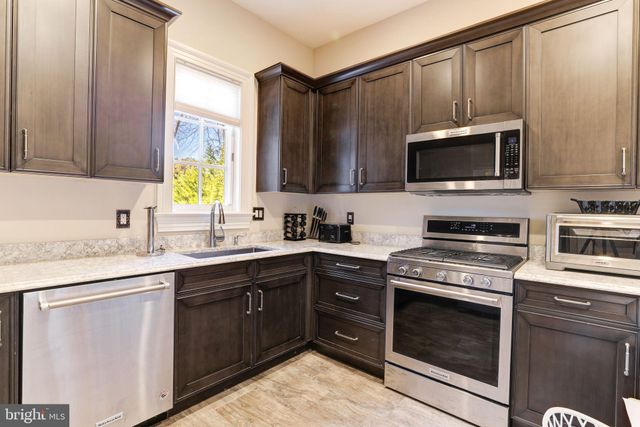 $4,700,000 | 9616 Georgetown Pike, Great Falls, VA 22066