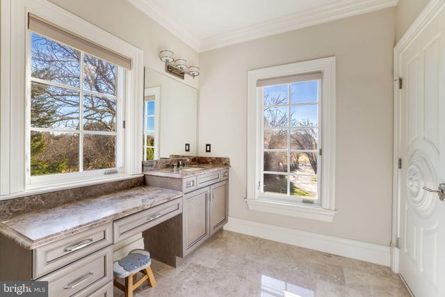 $4,700,000 | 9616 Georgetown Pike, Great Falls, VA 22066