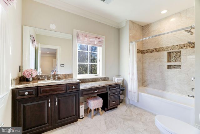 $4,700,000 | 9616 Georgetown Pike, Great Falls, VA 22066