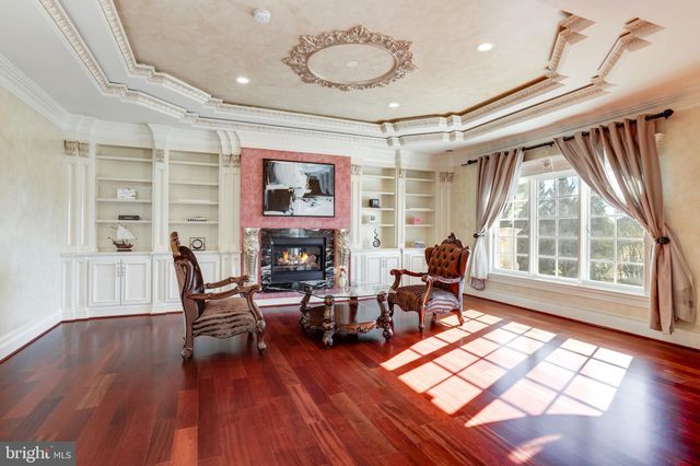 $4,700,000 | 9616 Georgetown Pike, Great Falls, VA 22066