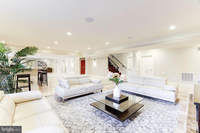 $4,700,000 | 9616 Georgetown Pike, Great Falls, VA 22066