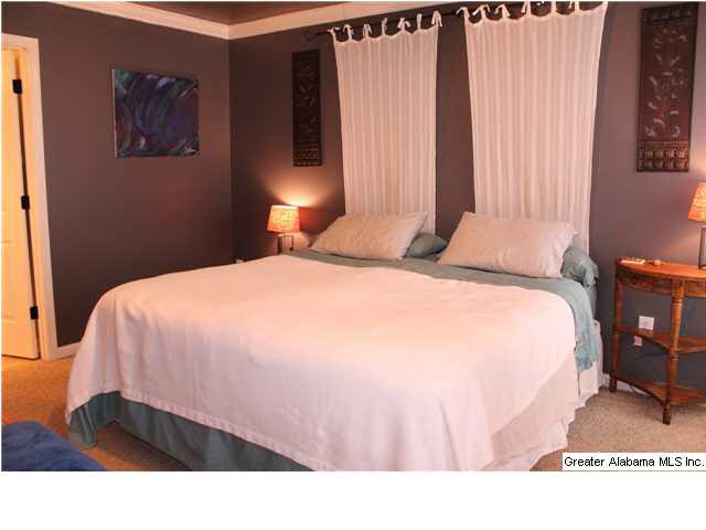 4319 Ridgemont Circle Birmingham, AL 35244 - Photo 11 of 32